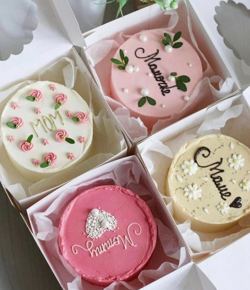 Mini cakes shop for baby shower